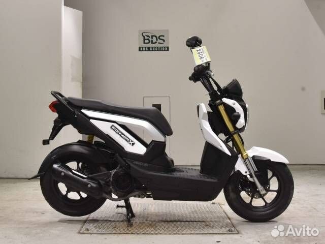 Honda zoomer-X