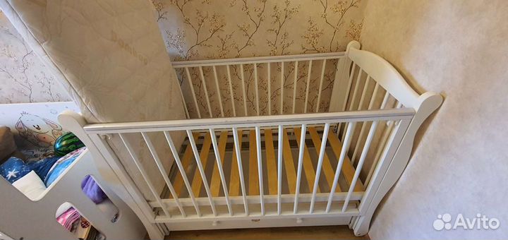 Детская кроватка
