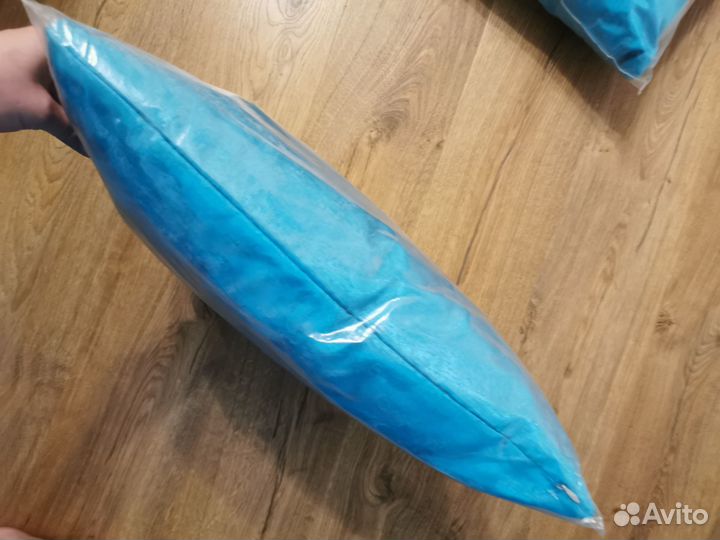 Подушки в чехлах 50х50