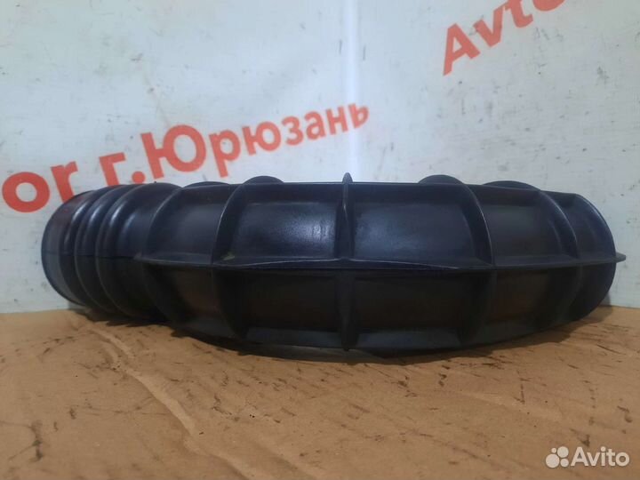 Патрубок воздушного фильтра LADA Kalina