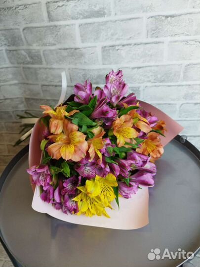 Букеты школьникам. Букет в сад. 1 Сентября