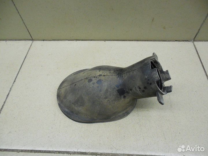 Пыльник Yaris 2005-2011