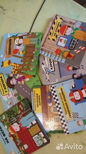 Игровой набор: пазлы, книги, деревянные фигурки