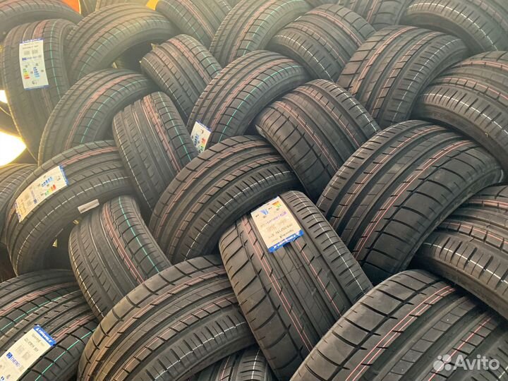 Triangle TH201 255/30 R20