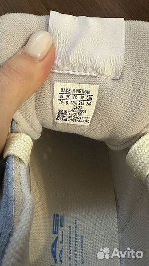 Кроссовки женские adidas