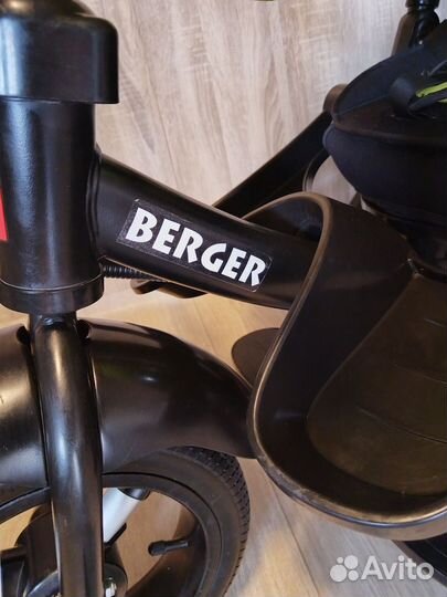 Трёхколёсный велосипед