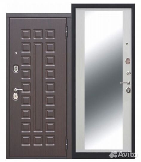 Дверь входная с зеркалом