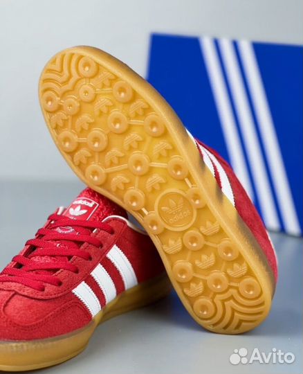 Кеды Adidas Gazelle Scarlet Cloud White