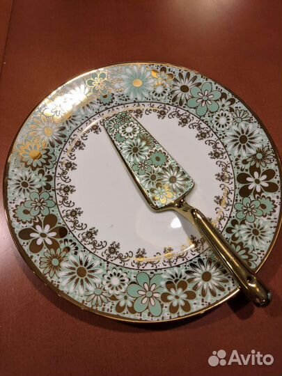 Блюдо для торта с лопаткой