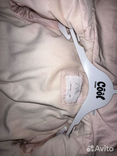 Теплая куртка Zara на девочку 104 см