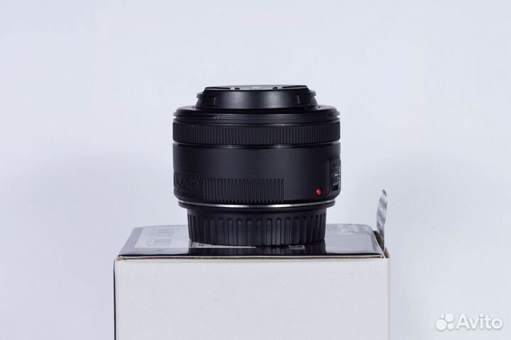 Объектив Canon EF 50mm f/1.8 STM