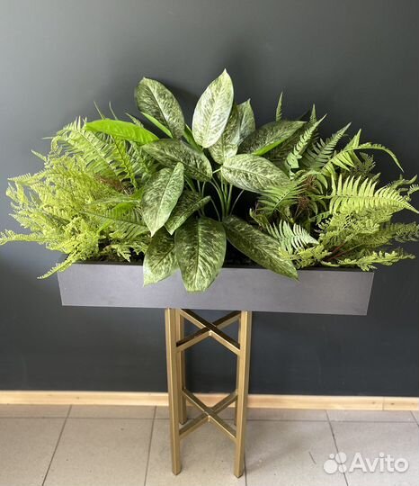 Кашпо с зеленью