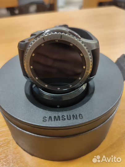 Смарт-часы Samsung Gear S3 Frontier