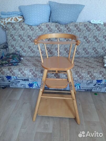 Стульчик для кормления