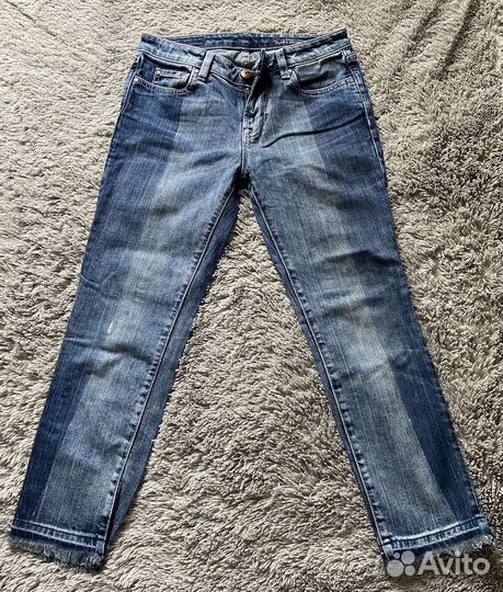 Джинсы женские