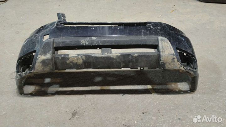 Бампер передний на Субару Форестер 2000г