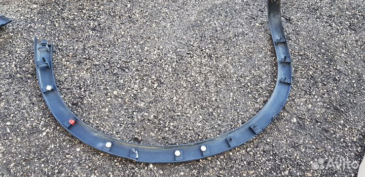 Porsche Cayenne 958 Накладка крыла задняя левая