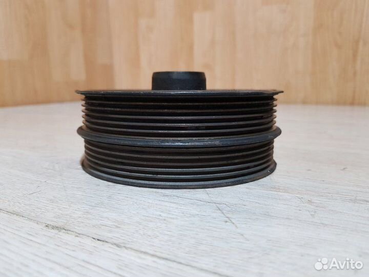 Шкив коленвала Ford Mondeo BD pnba 2010