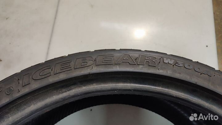 Hankook IceBear W300 295/30 R22 103W