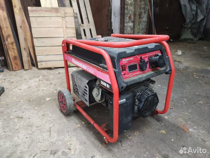 Бензиновый генератор Hammer GN6000T, (5500 Вт)