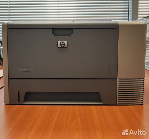 Принтер HP LaserJet 2420n + новый картридж к нему