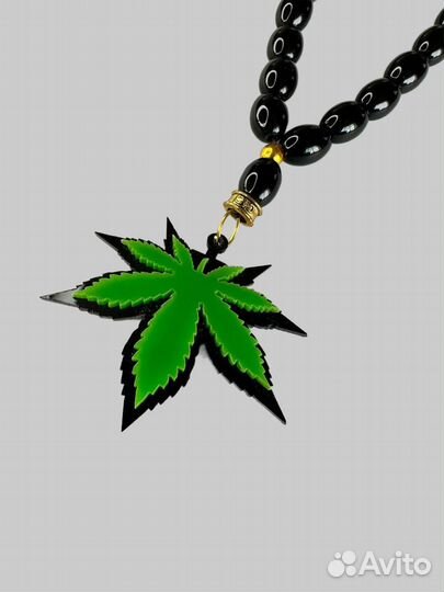 Четки на резинке, черные из камня с подвеской 