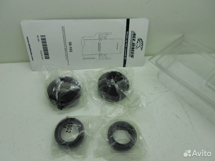 Honda/Suzuki Комплект сальников и пыльников вилки