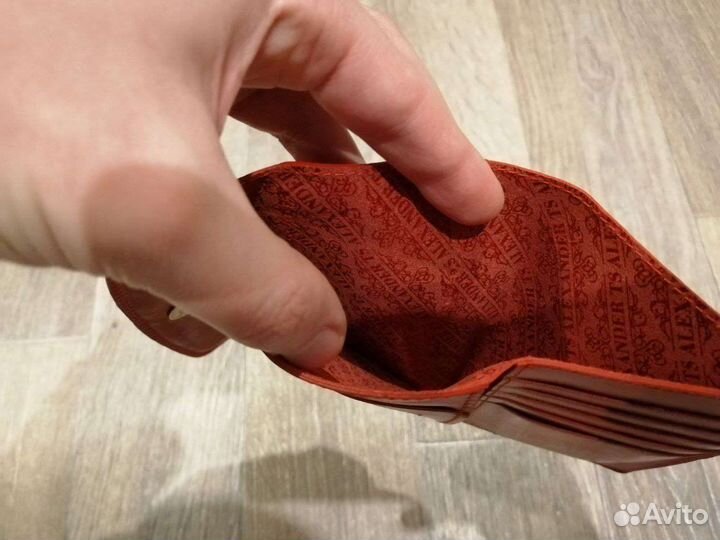 Кошелек женский натуральная кожа красный новый