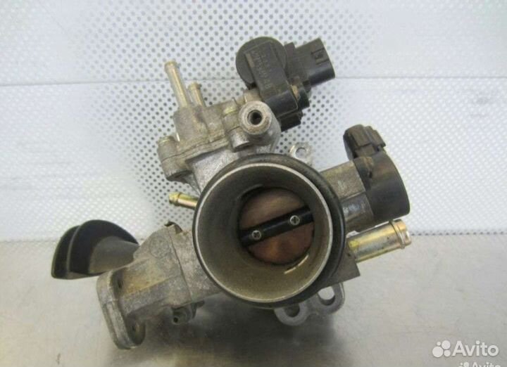 Дроссельная заслонка Toyota vitz