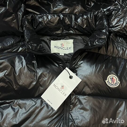 Жилетка Moncler глянцевая