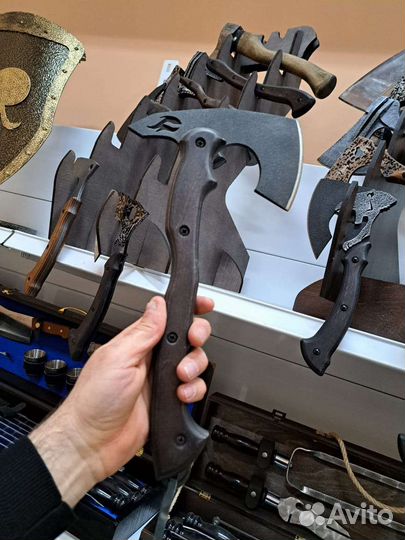 Топор кованный