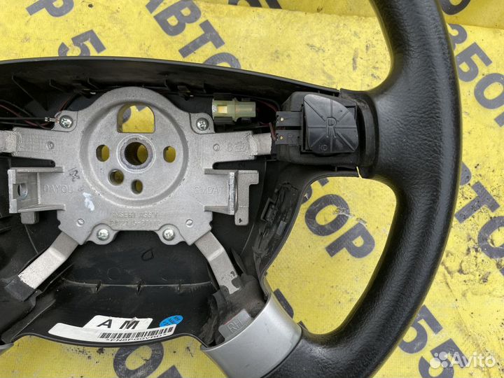 Рулевое колесо Chevrolet Aveo T250