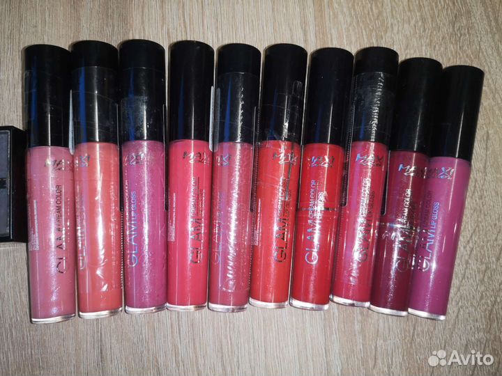 Помада в ассортименте