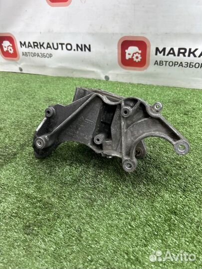 Кронштейн гидроусилителя руля Audi Q7 4L 3.0