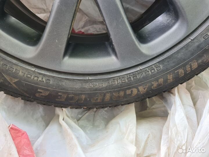 Goodyear UltraGrip Ice 2 205/55 R16