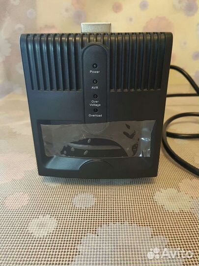 Стабилизатор напряжения