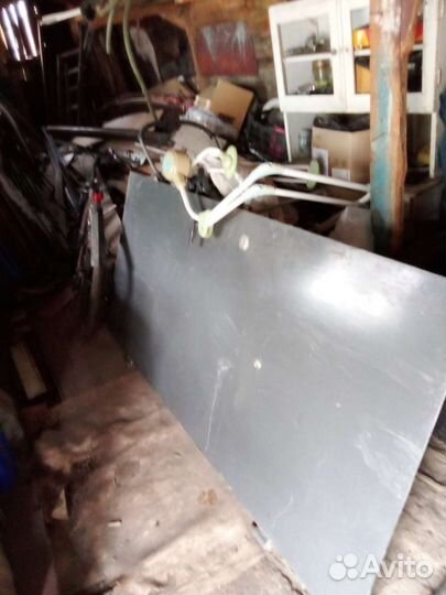 Дверь входная металлическая