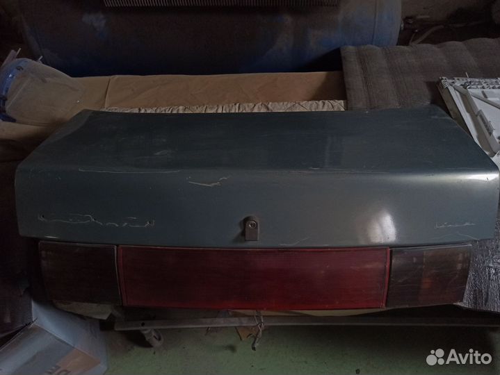 Крышка багажника Ваз2110