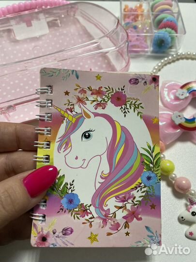 Сумочка детская с бусами, резинками