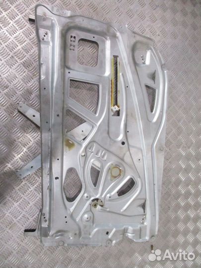 Механизм стеклоподъемника правый Mercedes-Benz A18