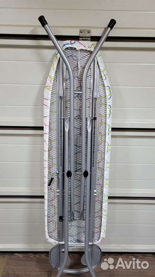 Гладильная доска.Металлическая