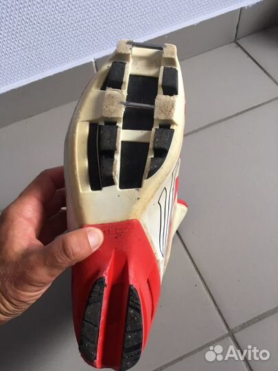 Лыжные ботинки atomic sns pilot