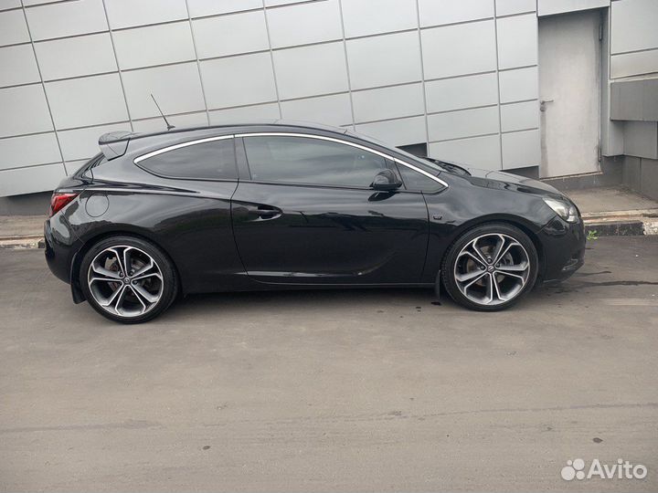 Opel Astra GTC 1.4 AT, 2012, 200 000 км