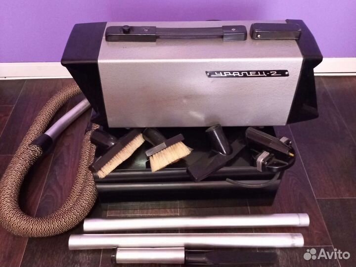 Бытовой пылесос СССР