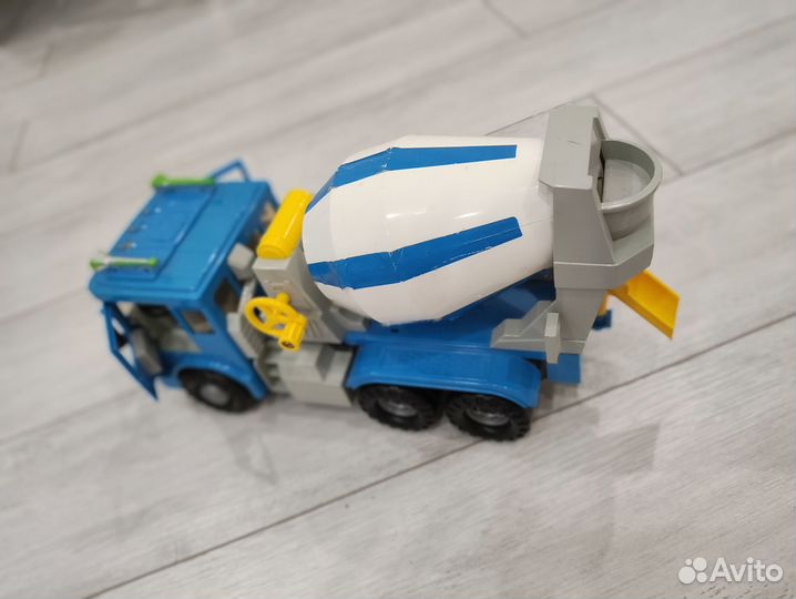 Бетономешалка игрушка