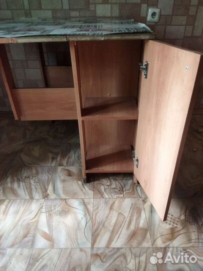 Кухонный стол бу