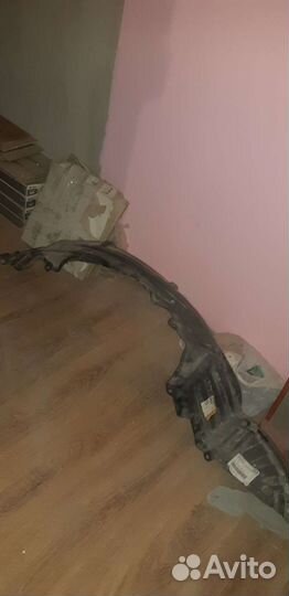 Подкрылок Nissan almera classic