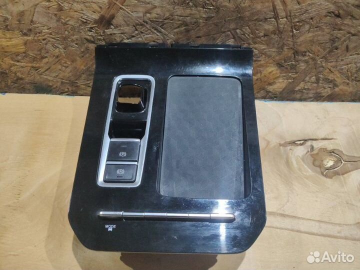 Блок кнопок центральной консоли Chery Tiggo Pro 7