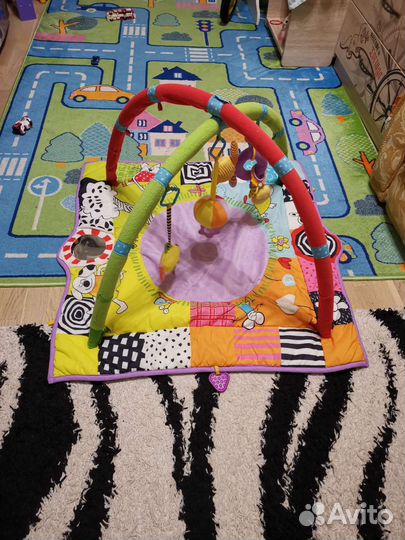 Развивающий коврик taf toys