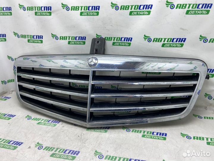 Решетка радиатора Mercedes Benz E-Class W212